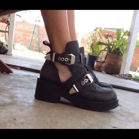 joan of arctic wedge ii genuine shearling bootie
